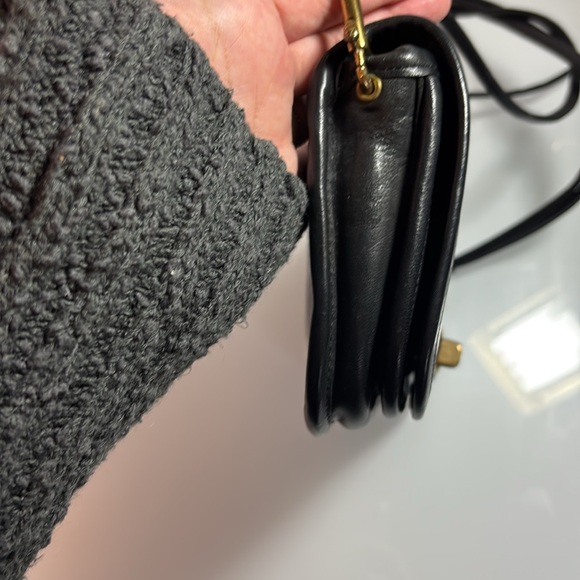 Coach | Vintage NYC 70s/80s Dinky #9375 in Black/Blavey? with double strap - Picture 8 of 16